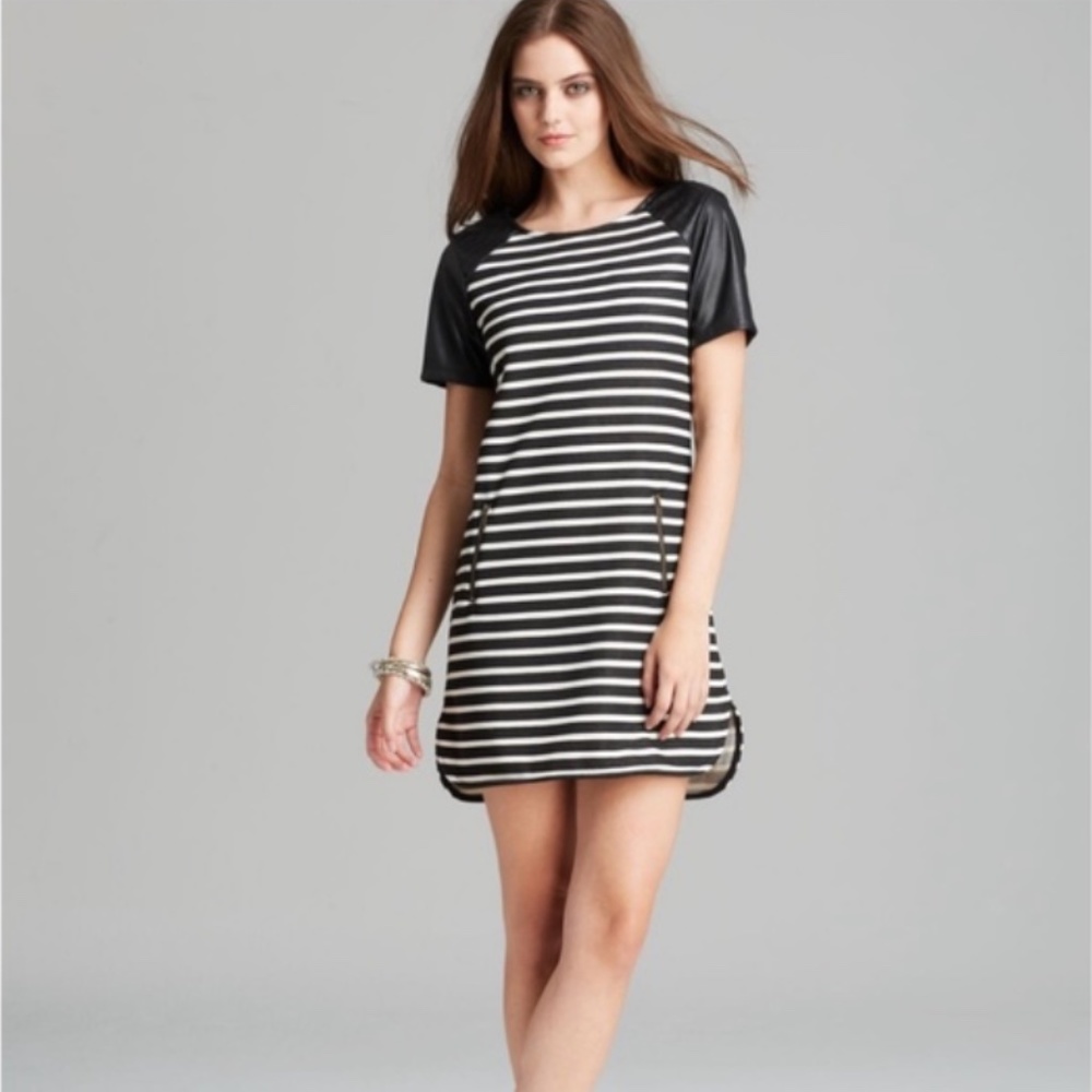 Sanctuary Short Sleeved Dress Size Small